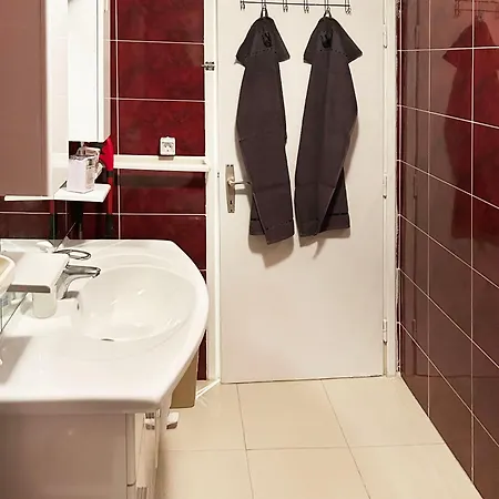 Modern Central Apartment Nora City Lights - Near Old Town * סראייבו