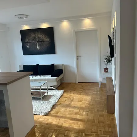 Modern Central Apartment Nora City Lights - Near Old Town *