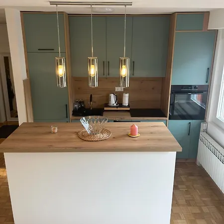 Modern Central Apartment Nora City Lights - Near Old Town סראייבו