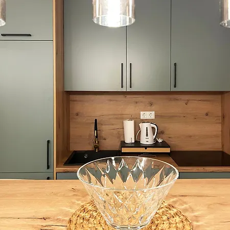 Modern Central Apartment Nora City Lights - Near Old Town * סראייבו