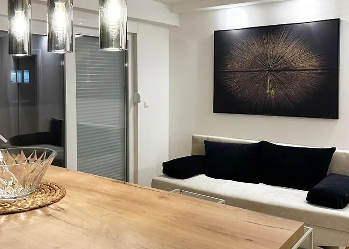 Nora Lights - Modern In Center Lejlighed *